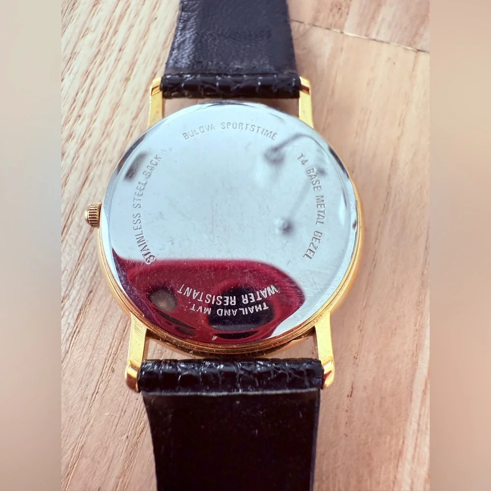 Vintage 90s Bulova NFL Dallas Cowboys gold tone black leather watch NEW BATTERY